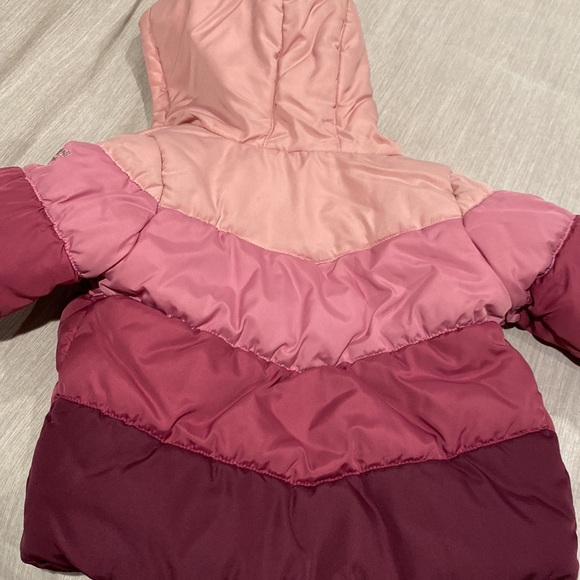 Preowned coat with lots of life left - Picture 5 of 5